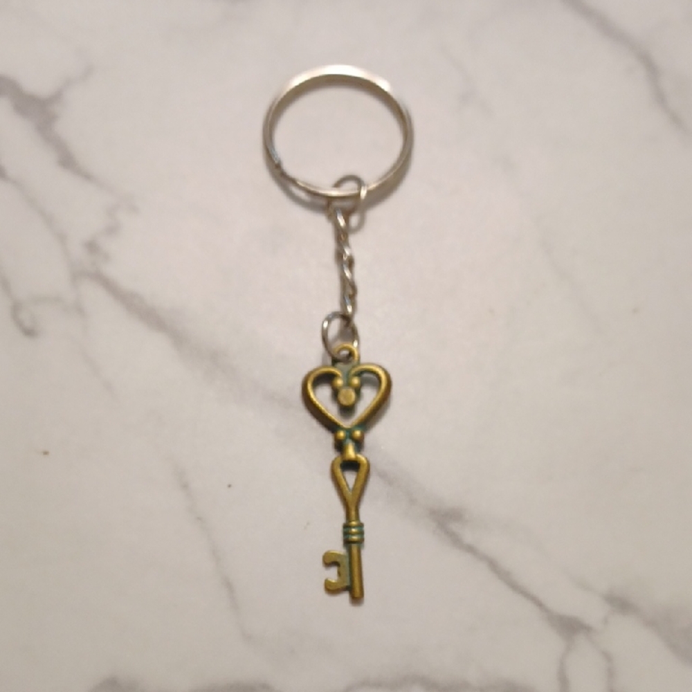 4/$60 New Bronze & Green Heart Key Shaped Keychain